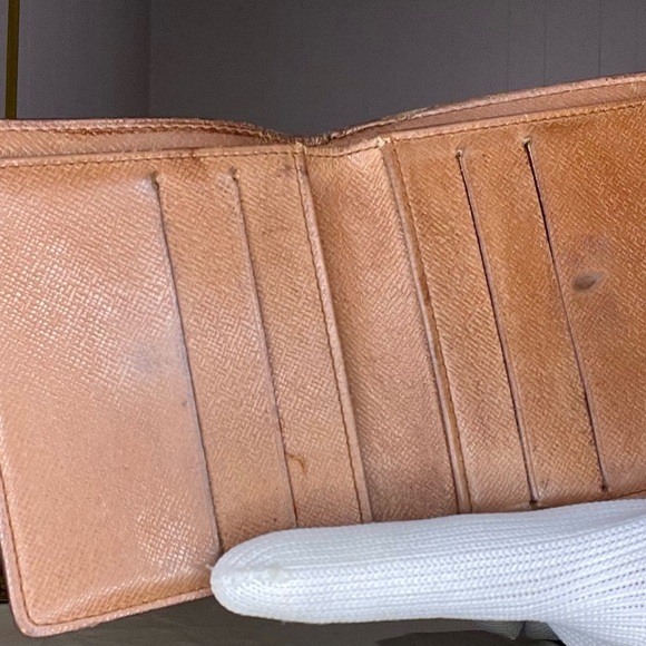 Louis Vuitton Elise Monogram Wallet - Picture 3 of 15